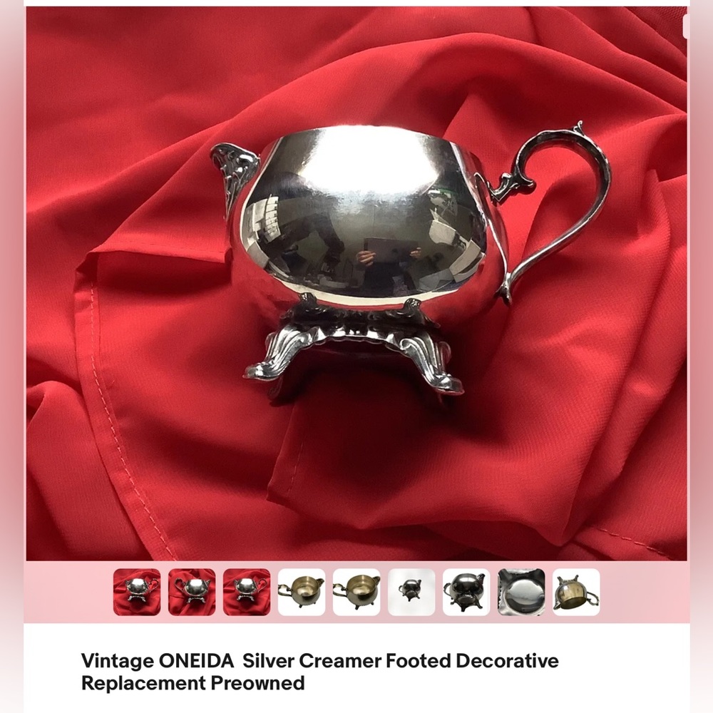 Vintage Oneida silver coffee / Tea creamer cup footed
